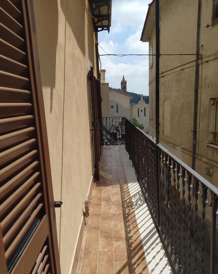 Casa Ines Daire Maranola Dış mekan fotoğraf