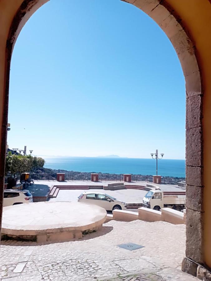 Casa Ines Daire Maranola Dış mekan fotoğraf