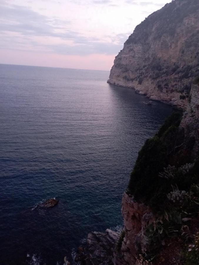 Casa Ines Daire Maranola Dış mekan fotoğraf