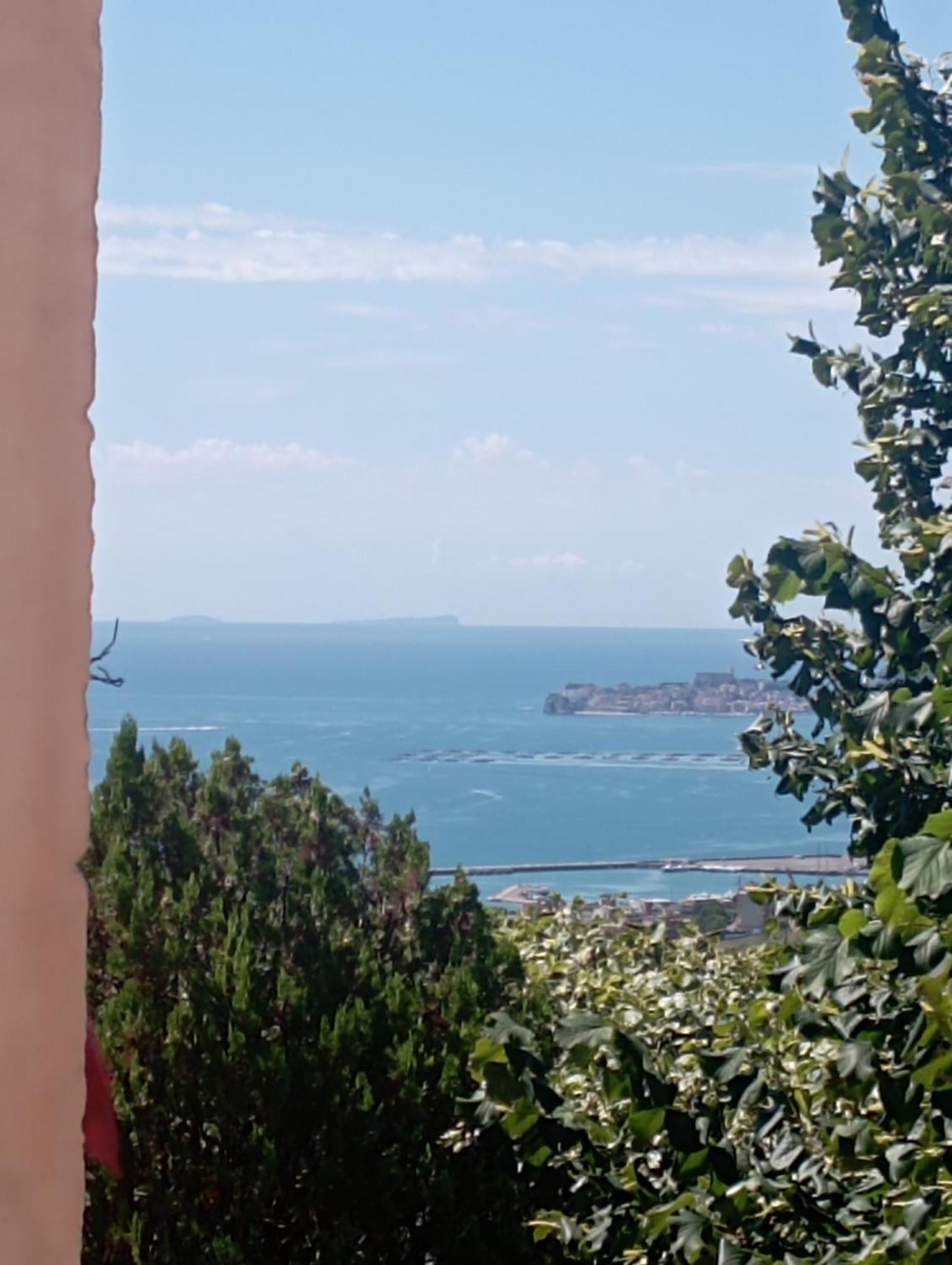Casa Ines Daire Maranola Oda fotoğraf